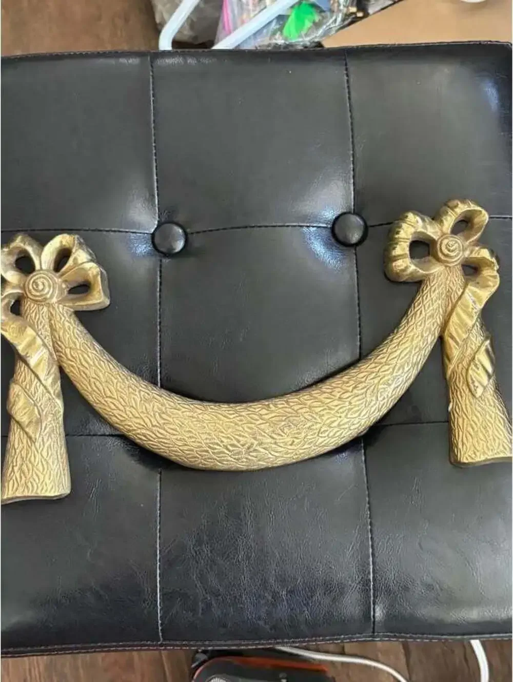 Vintage Brass Bow and Swag Wall Decor